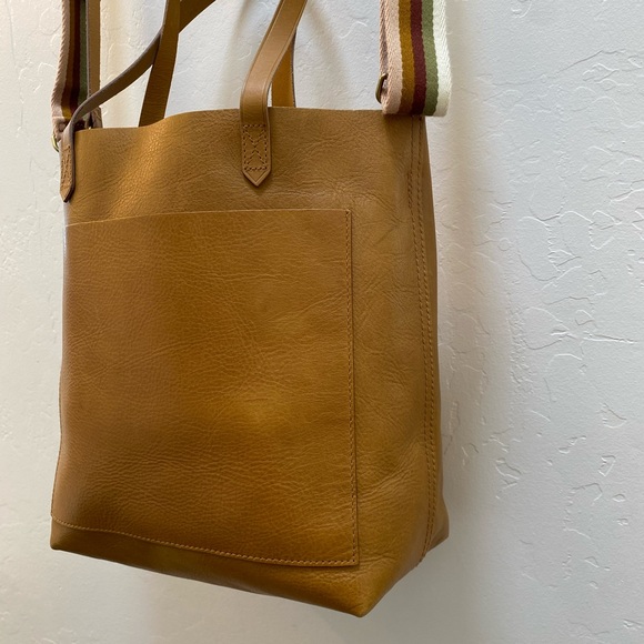 NWT/Madewell The medium Tote Bag Mustard - Picture 3 of 13